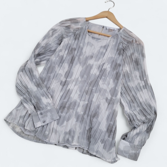 Calvin Klein Gray Women's Top Size Medium Pleated Blouse - Picture 1 of 16